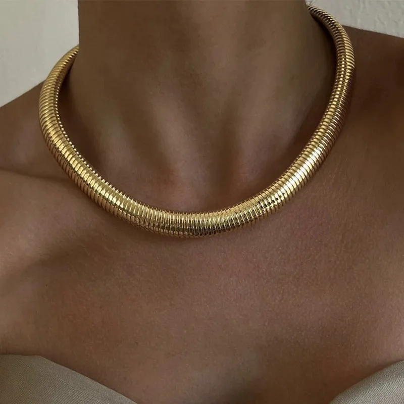 Wholesale PVD Coated Real Gold Plated Solid Color 304 Stainless Steel Simple Style Waterproof Non Tarnish 304 Stainless Steel Choker