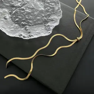 Wholesale 304 Stainless Steel Solid Color Vacuum Plating Titanium Steel Real Gold Plated Simple Style Waterproof Non Tarnish Plating Snake Chain Silver Sweater Chain