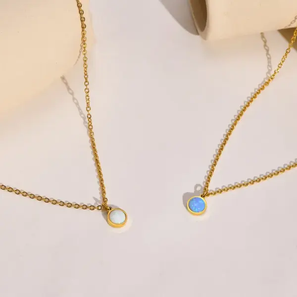 Wholesale Elegant Round Titanium Steel Plating Opal Stone Pendant Necklace