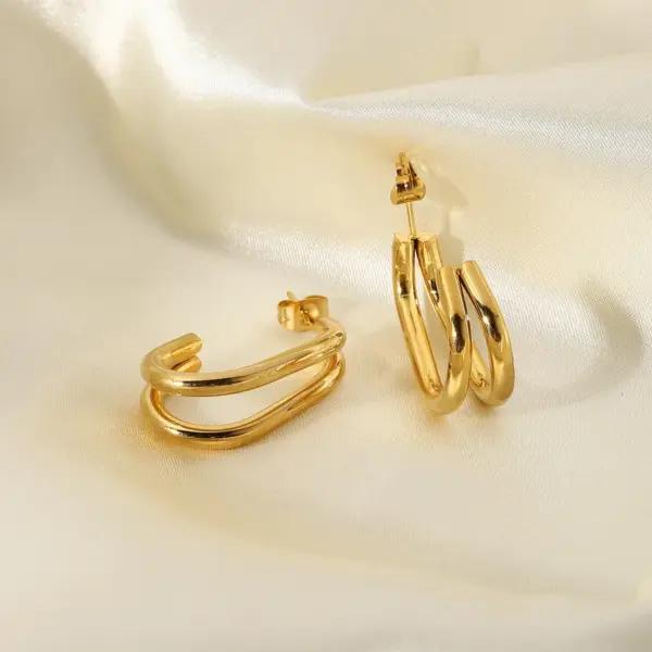 Wholesale C Shape Plating Stainless Steel No Inlaid Gold Plated Earrings
