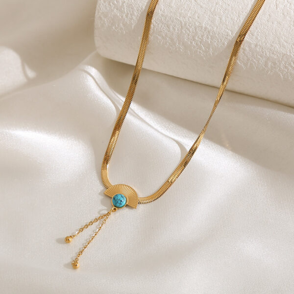 Wholesale titanium steel turquoise fan-shaped clavicle chain necklace stainless steel retro light temperament necklace