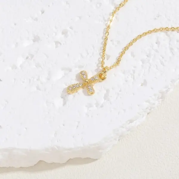 Wholesale Elegant Simple Style Cross Infinity Copper 14k Gold Plated White Gold Plated Zircon Pendant Necklace In Bulk