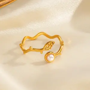 Wholesale Ion Plating (IP) 18K Gold Plated Leaves 304 Stainless Steel IG Style Waterproof Non Tarnish Open Rings