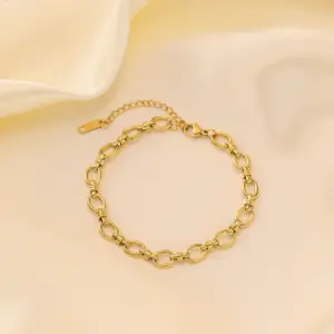 Qye61 round Cuban Link Chain Bracelet / Gold