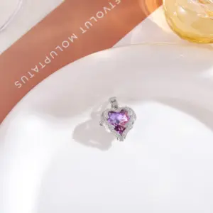 Silver-Plated Purple Gem / Heart Of The Ocean