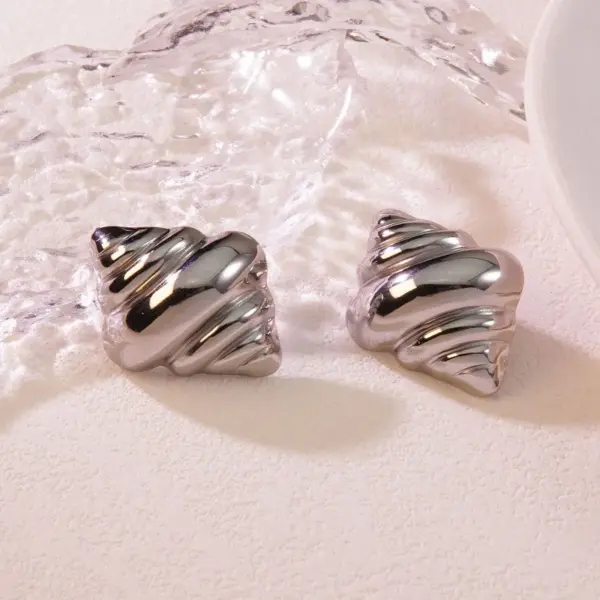 Wholesale 1 Pair Elegant French Style Sweet Geometric Flower 304 Stainless Steel Imitation Gold Electroplating Ear Studs