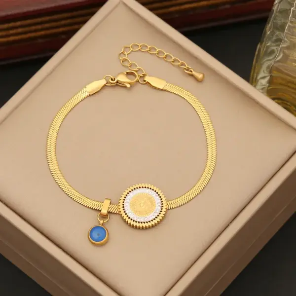 PVD Coated 18K Gold Real Gold Plated Four Leaf Clover Devil'S Eye Butterfly Stainless Steel Casual Simple Style Waterproof Non Tarnish 304 Stainless Steel Bracelets