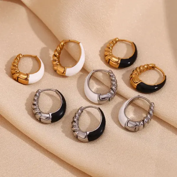 Wholesale 304 Stainless Steel Oval PVD Coated Stone-Free 18K Gold Plated Real Gold Plated 18K Gold Basic Simple Style Classic Style Waterproof Non Tarnish Plating Earrings