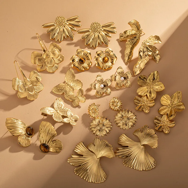 Wholesale 1 Pair Retro Geometric Flower Butterfly Plating Inlay Titanium Steel Tiger Eye 18K Gold Plated Ear Studs