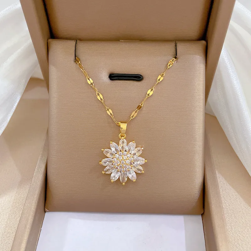 Wholesale Real Gold Plated 304 Stainless Steel PVD Coated Artificial Gemstones Flower Waterproof Non Tarnish Classic Style Pendant Necklace For Women'