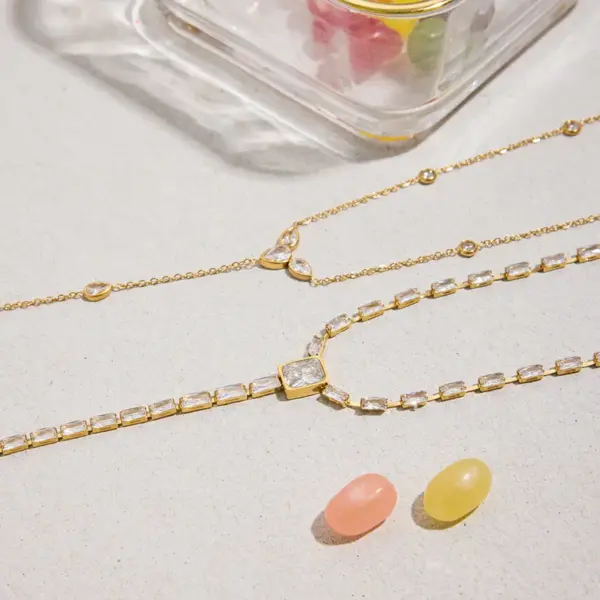 Wholesale Ladies Classic Style 18K Gold Stainless Steel Zirconia Square Y-Chain Necklace 40+5cm Vacuum Plated Real Gold Pendant Free