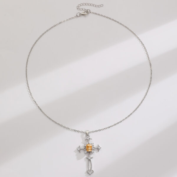Wholesale Halloween Dark Cross Rhinestone Skull Collarbone Necklace
