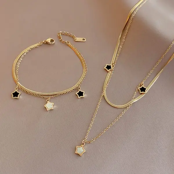 oly-b4b7a6a6723f99e6e5342ccf213c92e9 Wholesale Jewelry Fashion Heart Shape 304 Stainless Steel Acrylic 18K Gold Plated Plating Stainless Steel Jewelry Sets