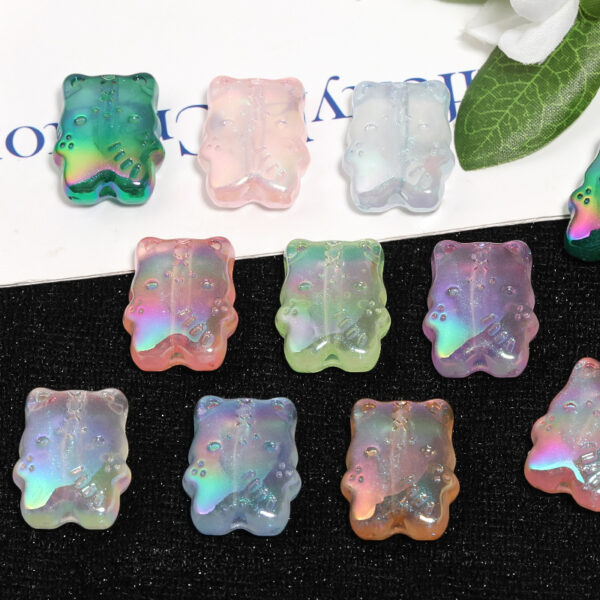 Wholesale New luminous glittery cookie bear beads, double-sided cartoon bear beaded DIY bracelets, bag charms, and accessories wholesale.