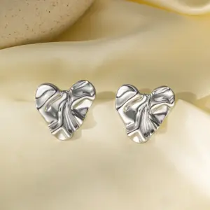 G60 Pleated Heart-Shaped Earrings Steel Color