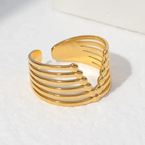 Wholesale PVD Coated Real Gold Plated Stripe Stainless Steel Retro Waterproof Non Tarnish Open Ring