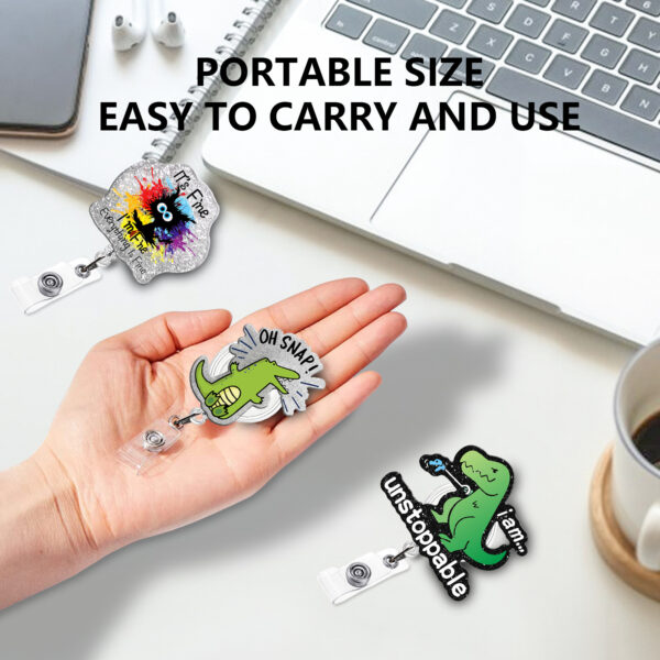 Wholesale Cat Turtle Dinosaur Elephant Sloth Acrylic Teacher Student Medical Telescopic Clip Easy Pull Buckle Certificate Badge