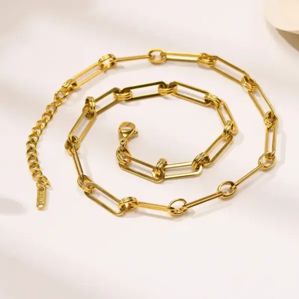 1 Piece Retro Solid Color Titanium Steel Plating Necklace