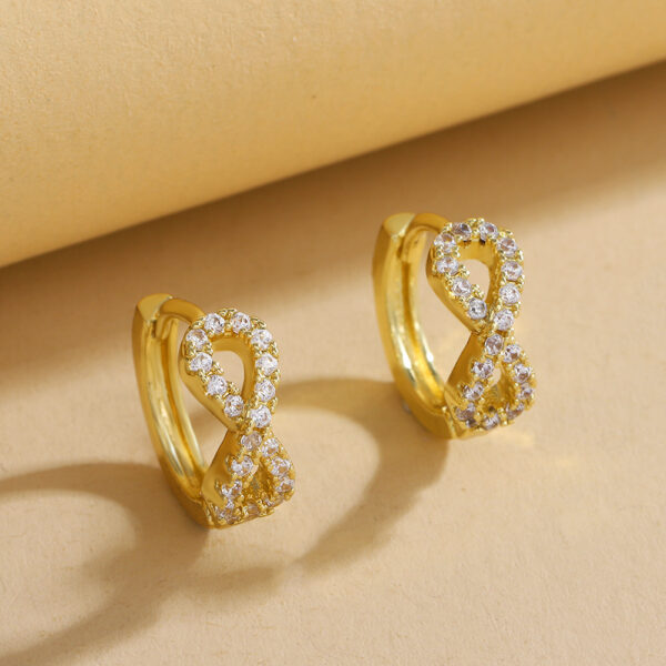 Wholesale Cross-border alphanumeric text exquisite earrings European and American fashion trend 8 word earrings geometric digital earrings