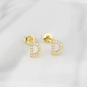 Gold / Letter D