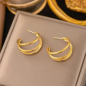 G372 Three-Layer Ring Earrings Gold