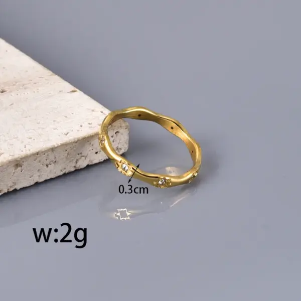 Wholesale 304 Stainless Steel Round Ion Plating (IP) Zircon 18K Real Gold Plated Elegant Simple Style Waterproof Non Tarnish Plating Inlay Gold Rings