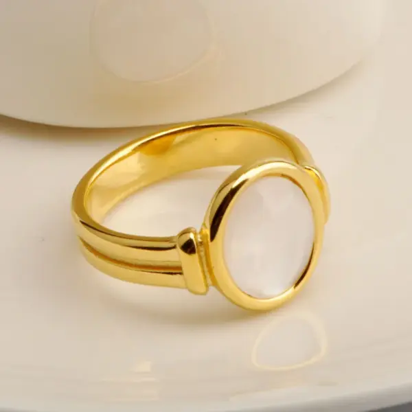 PVD Coated Real Gold Plated 18K Gold Round Stainless Steel Elegant Waterproof Non Tarnish Rings
