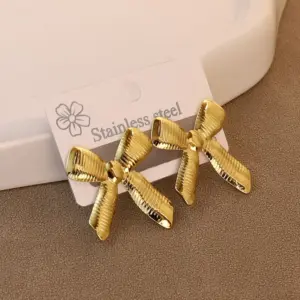 Gold / Average Size / Style 53