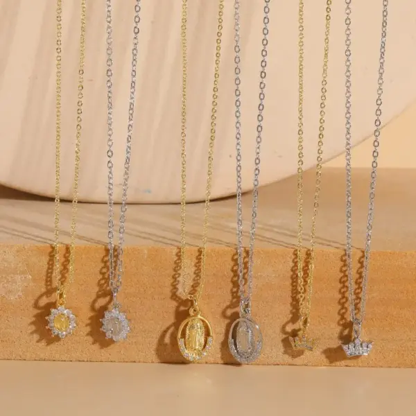 Wholesale Cute Simple Style Commute Human Crown Copper 14k Gold Plated White Gold Plated Zircon Pendant Necklace In Bulk