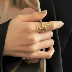 A024J / Adjustable Opening