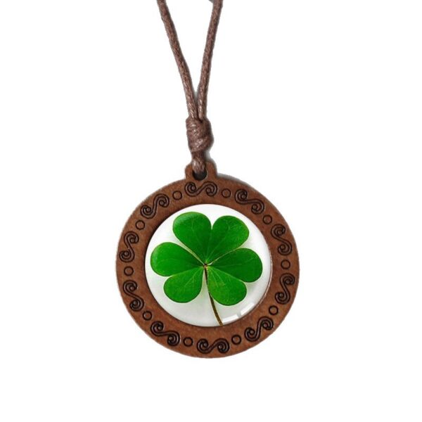 Wholesale Lucky Four-Leaf Clover Pendant Necklace