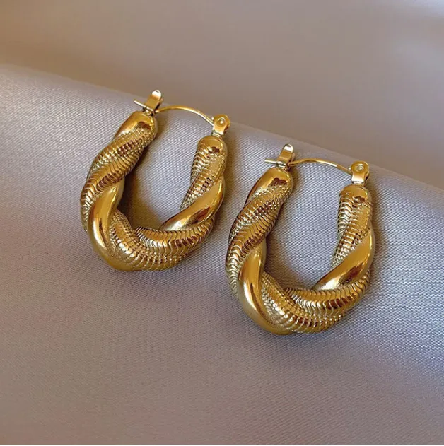 Wholesale PVD Coated Real Gold Plated 18K Gold Twist Titanium Steel Simple Style Classic Style Waterproof Non Tarnish Ear Studs