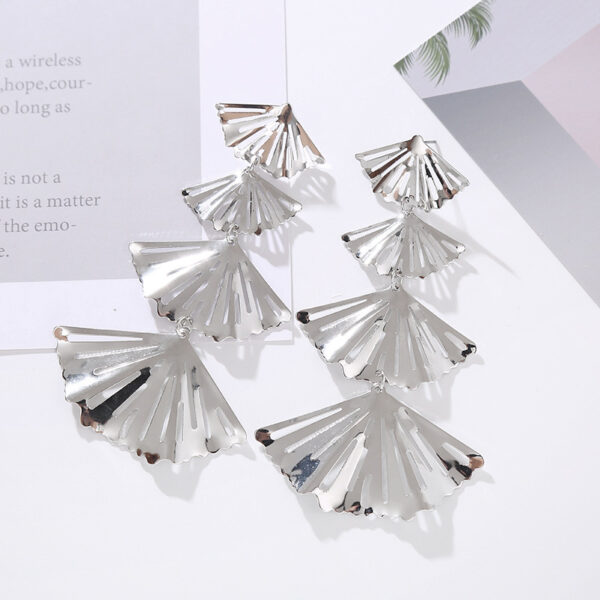 Wholesale European and American New Alloy Multi-layer Earrings Women's Exaggerated Design Sense Fan-shaped Distinctive Earrings Simple High Quality Ear Jewelry