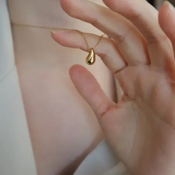 Wholesale Jewelry Sweet Water Droplets 304 Stainless Steel Plating Stainless Steel Necklaces