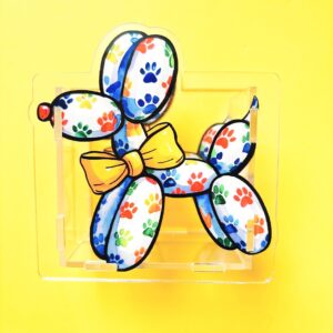 B448 - Balloon Dog Pen Holder
