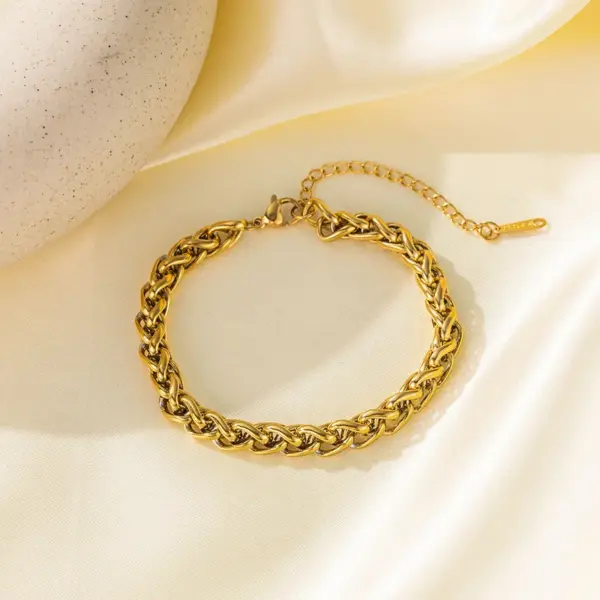 PVD Coated Real Gold Plated 18K Gold Solid Color 304 Stainless Steel Simple Style Waterproof Non Tarnish Bracelets Necklace