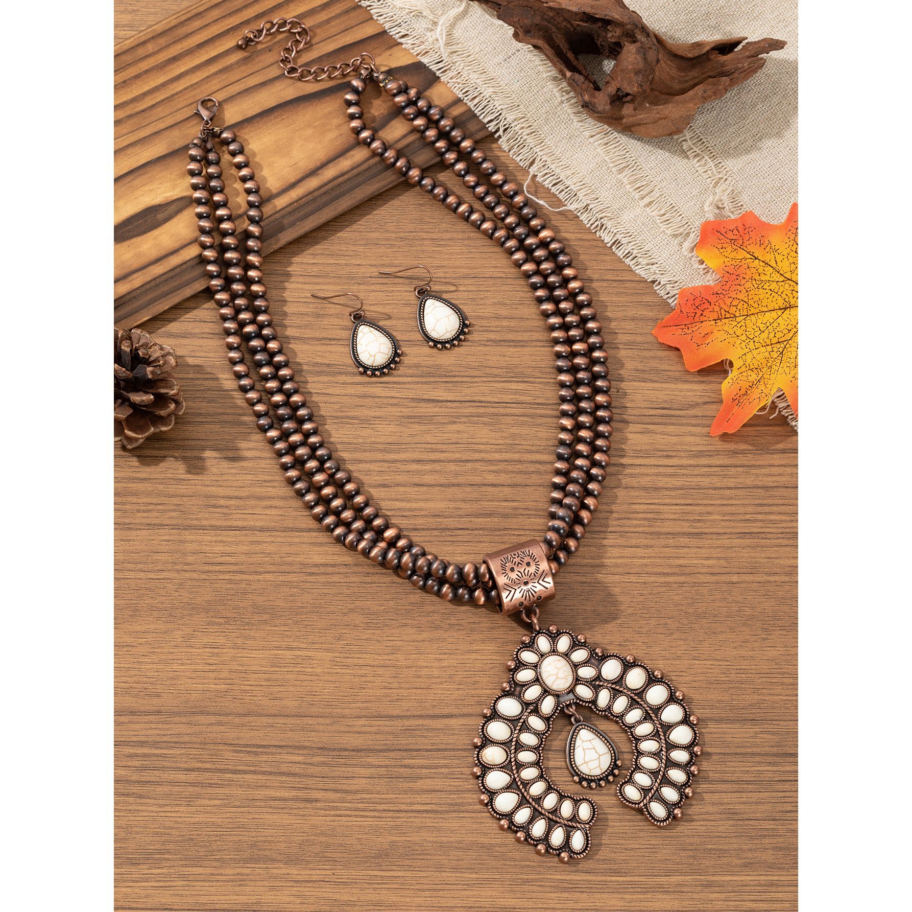 Wholesale European and American Retro Three-layer Flower Earrings Turquoise Earrings Western Style Exaerated White Turquoise Necklace Jewelry suit