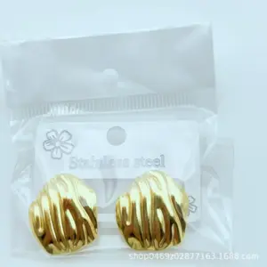 Gold Pieces-059 / 18k