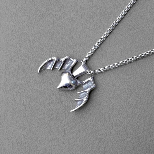 Wholesale Bat Love Cross Necklace with Stainless Steel Necklace for Pendant Clavicle Chain