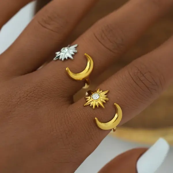 Wholesale Ion Plating (IP) Real Gold Plated 18K Gold Star Moon 304 Stainless Steel IG Style Casual Simple Style Waterproof Non Tarnish Open Rings