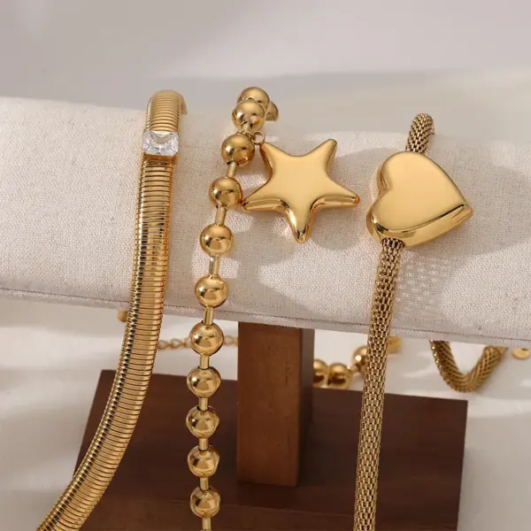 Wholesale Stainless Steel Geometric Exaggerated Style Trendy Pendant Necklace For Women, Unique Hip-Hop Fashion High-Quality Non-Fading Jewelry Wholesale