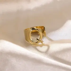 Gold / Q
