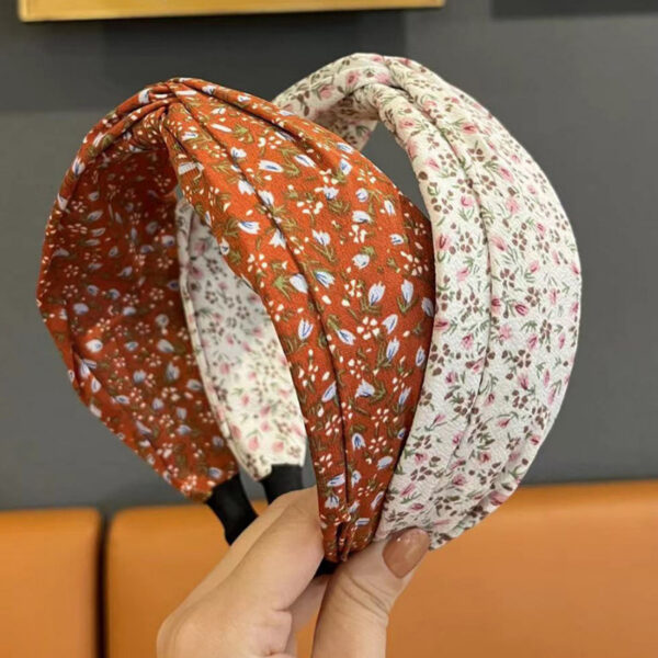 Wholesale Korean Style Retro Cross-Knotted Headband Fabric Floral Wide-Brimmed Headband Women's Pressed Hairpin Headband Elegant Hair Bundle Headband