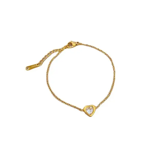 PVD Coated Real Gold Plated Heart Shape Titanium Steel Simple Style Waterproof Non Tarnish Bracelets