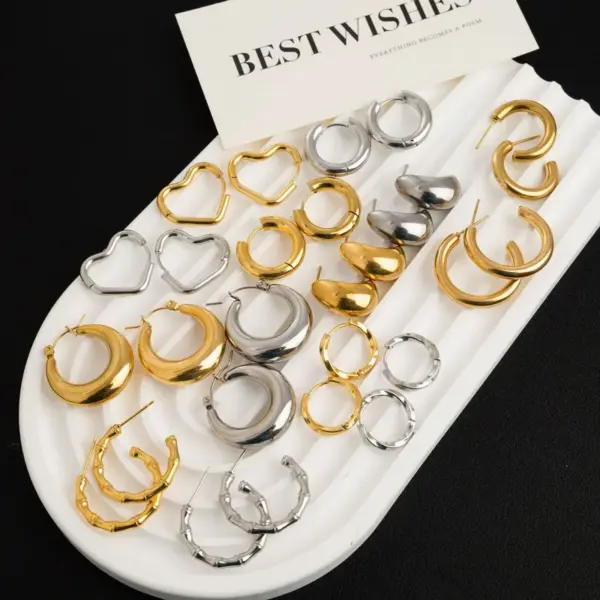 Wholesale 1 Pair Classic Style Geometric Plating Titanium Steel Earrings