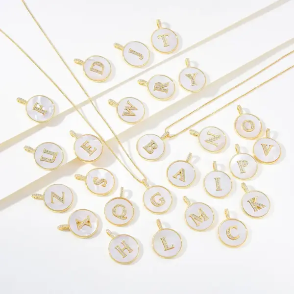 Wholesale Copper 18K Gold Plated Simple Style Classic Style Inlay Letter Letter Shell Zircon Pendant Necklace