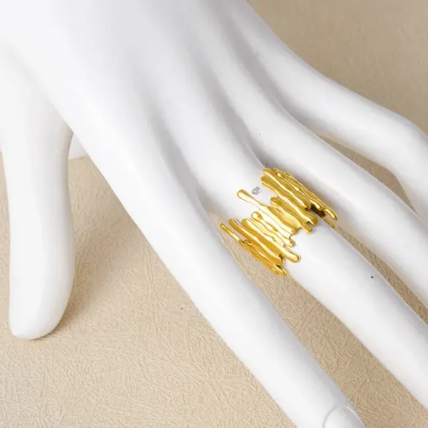 Wholesale Ion Plating (IP) Real Gold Plated 18K Gold Geometric 304 Stainless Steel Elegant Simple Style Streetwear Waterproof Non Tarnish Open Rings