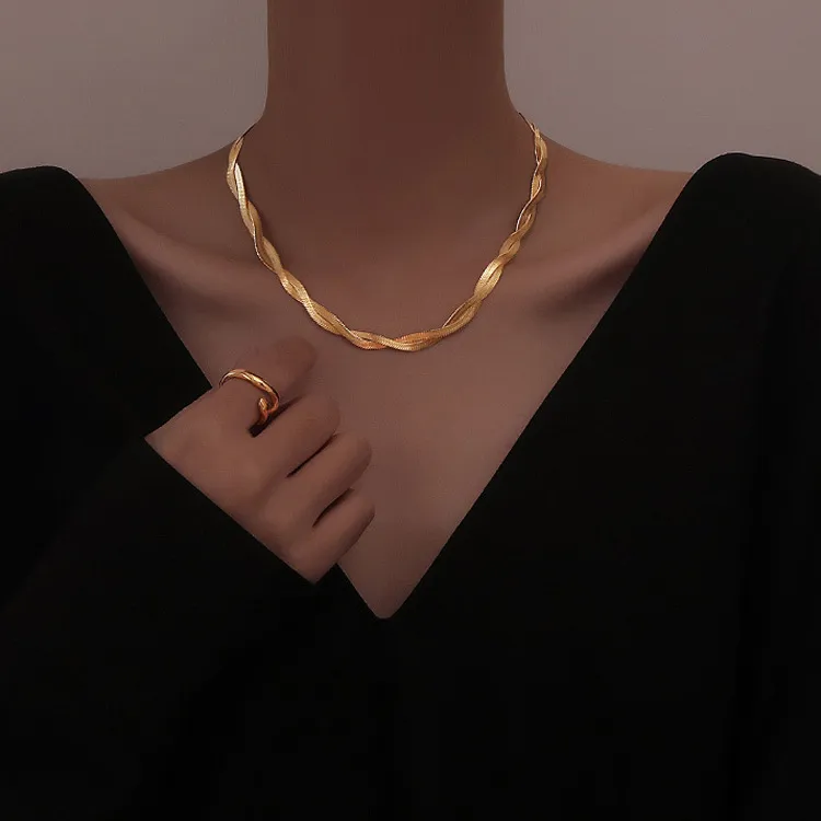 Wholesale Fashion Geometric Titanium Steel Plating Braid 18k Gold Plated Necklace