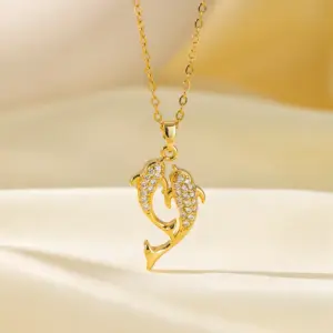 [8149] Big Little Dolphin Necklace / Gold