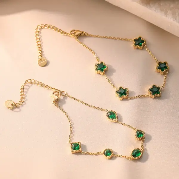 Wholesale PVD Coated 18K Gold Plated Flower 304 Stainless Steel Simple Style Waterproof Non Tarnish 304 Stainless Steel Bracelets